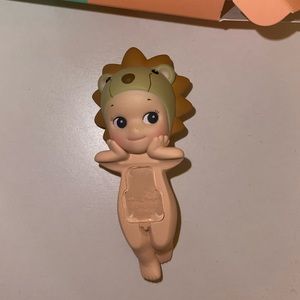 SONNY ANGEL LION HIPPER 🦁
